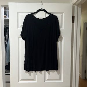 Carly Jean LA XL Black Shirt